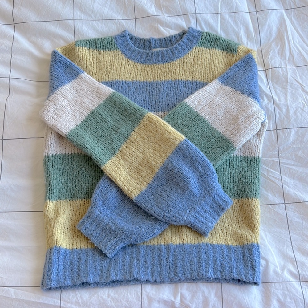 ARITZIA striped sweater